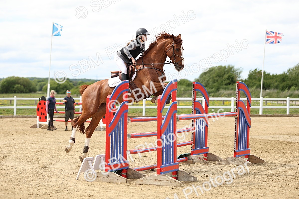 SBM_001289 - Class 5 - Senior Foxhunter - 1.20m