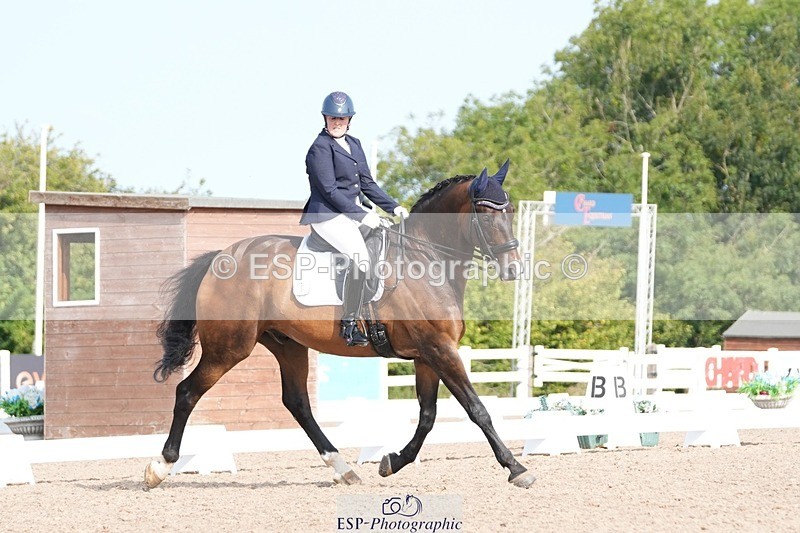 250815-101132-00353 - 008-Deborah.NewmanLegolas