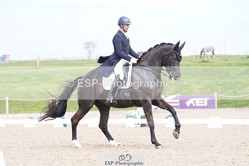 250403-141430-02884 - 022-Jezz.Palmer-Romanno.Weltino