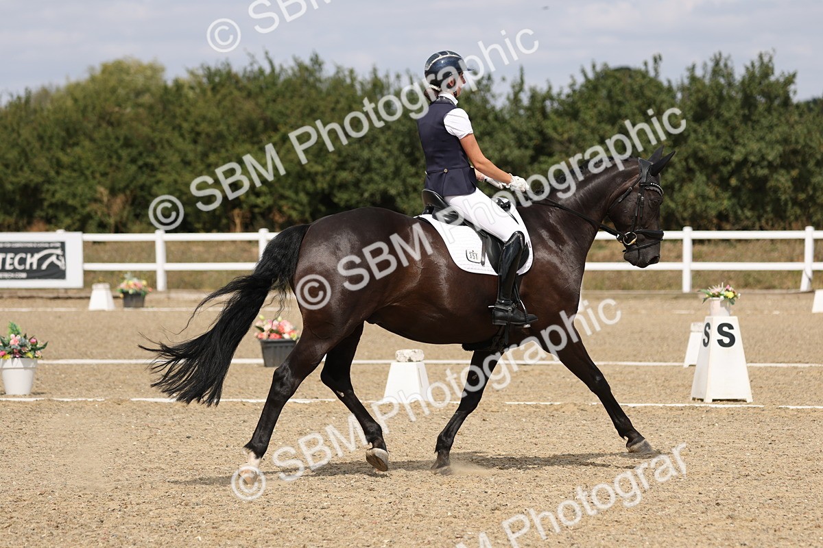 SBM_021925 - Class 22 - M5 Silver13.03.14.07