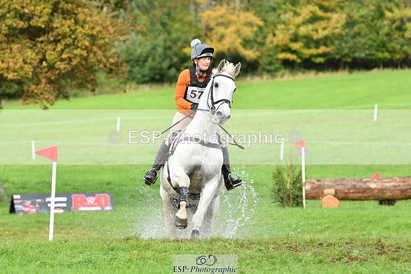 251025A-154110-21884 - G-571-Zoe.Mccanlis