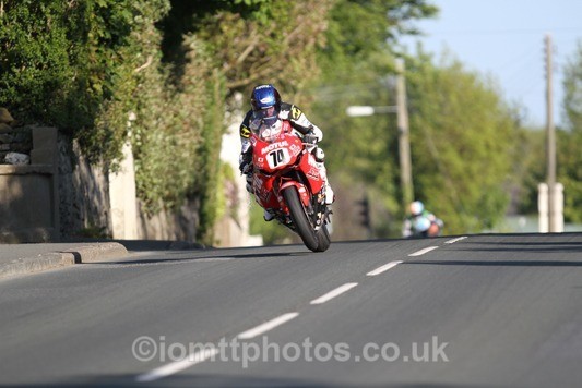 IMG_4818 - Thursday Practice  TT 2013