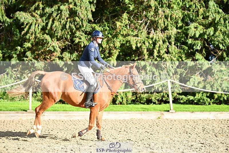 251004A-154712-01983 - Classes 8 & 9 70cm