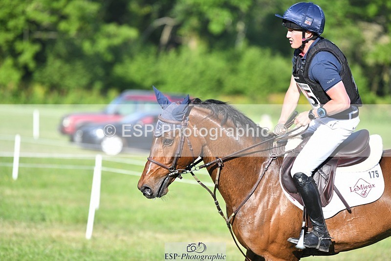 230527-181452-14095 - 175-MONBEG_EQUITY-Tom_McEwen-XC