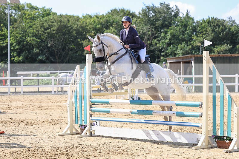 3E7A1029 - Class 4: Senior British Novice/90cm open
