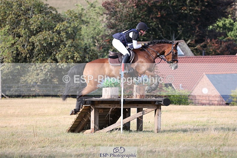 250802A-183239-09323 - H-359-Sophie.Walker-HEARSAY.CHITCHAT