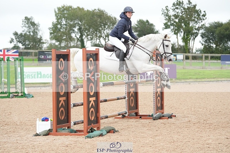 250920-122635-01265 - Cls 10 Pony Foxhunter and 1.10m