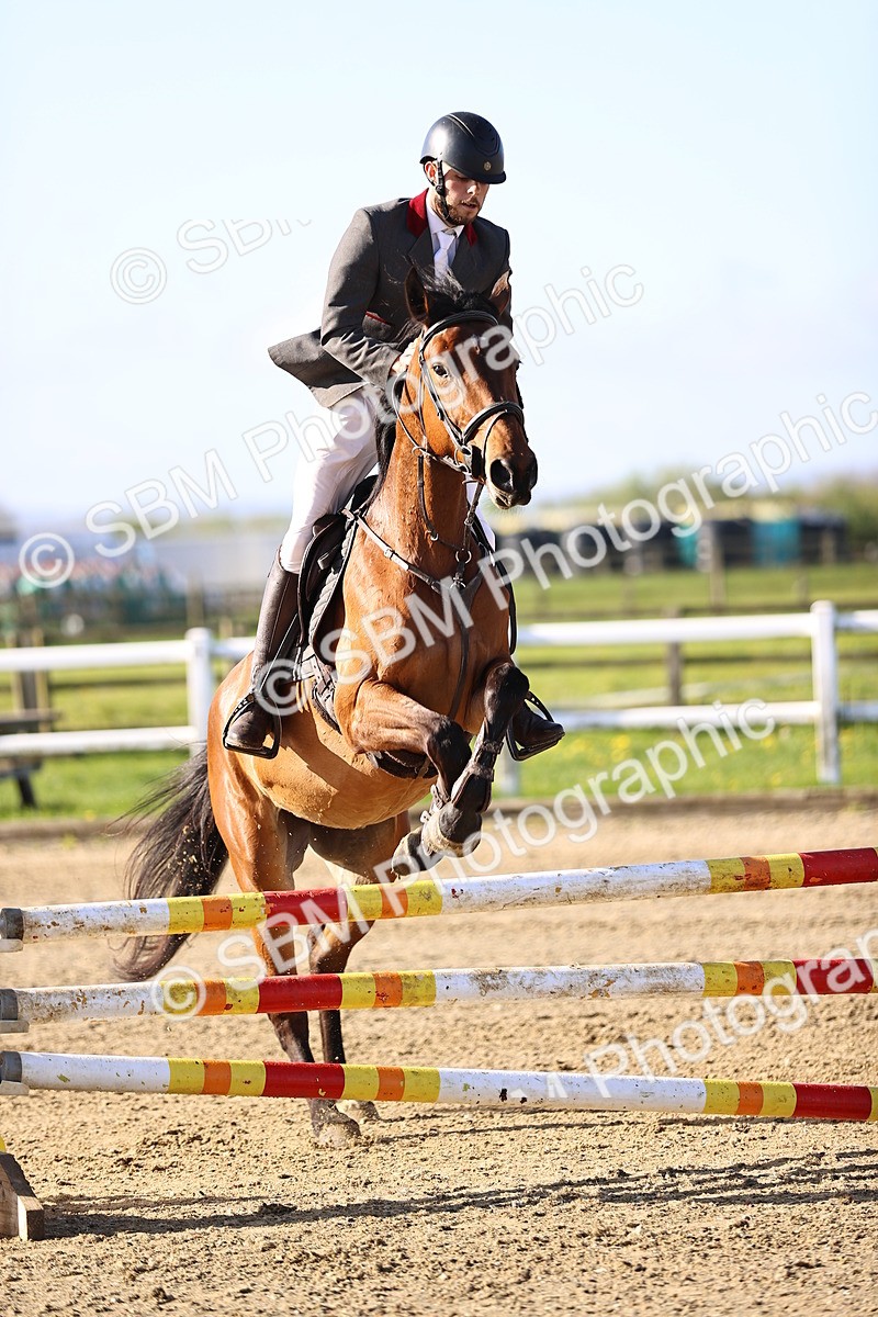 SBM_002801 - Class 14 - Clear Round