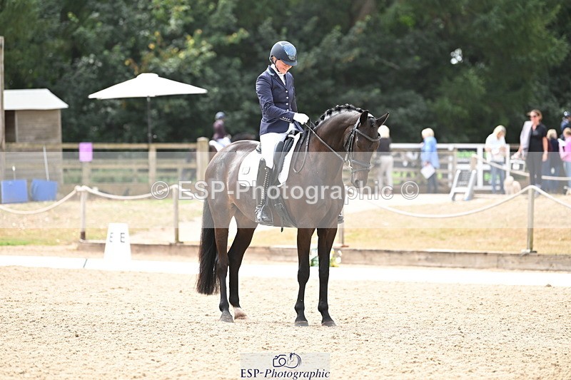 250808A-154543-01462 - 032-Caitlin.BurgessFurst.Sandreo.MFS