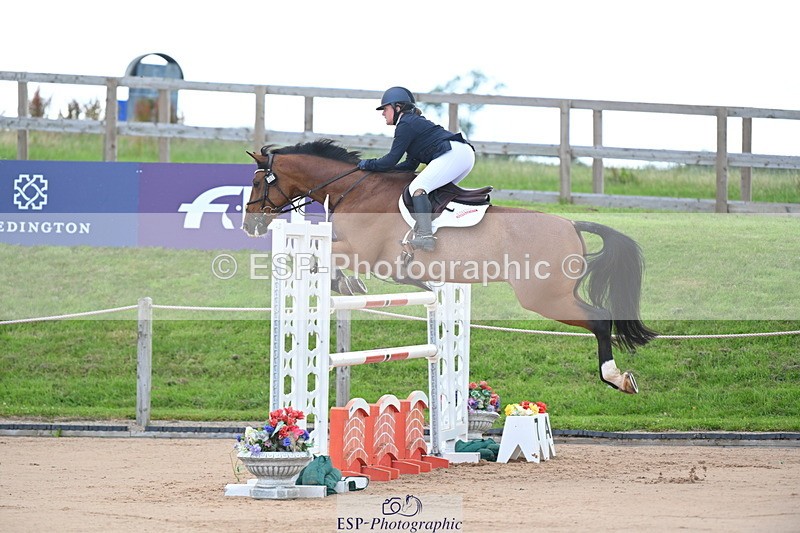 230721A-103302-05358 - Cls 6, 2 Star Medium 1.35m