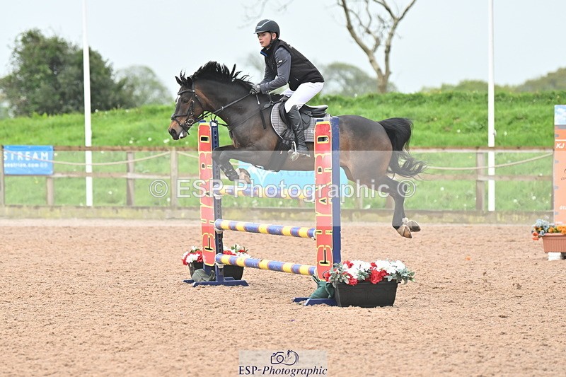 240505A-133412-05663 - Cls 5 Pony Foxhunter & 1.10m Open