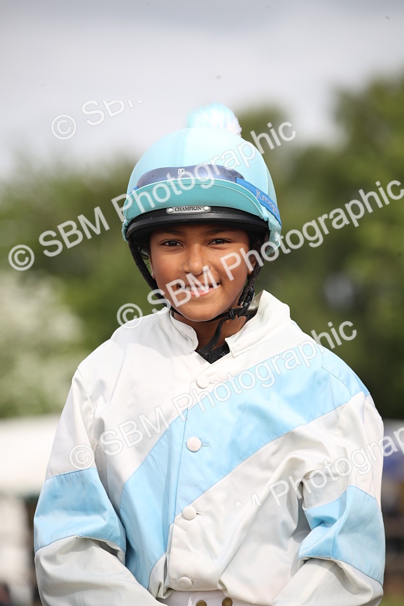 SBM_10033 - Dinky Derby