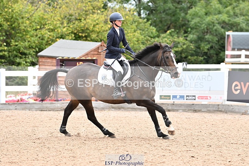 250820B-131941-00759 - Cls 4 Newcomers and 1.10m Open