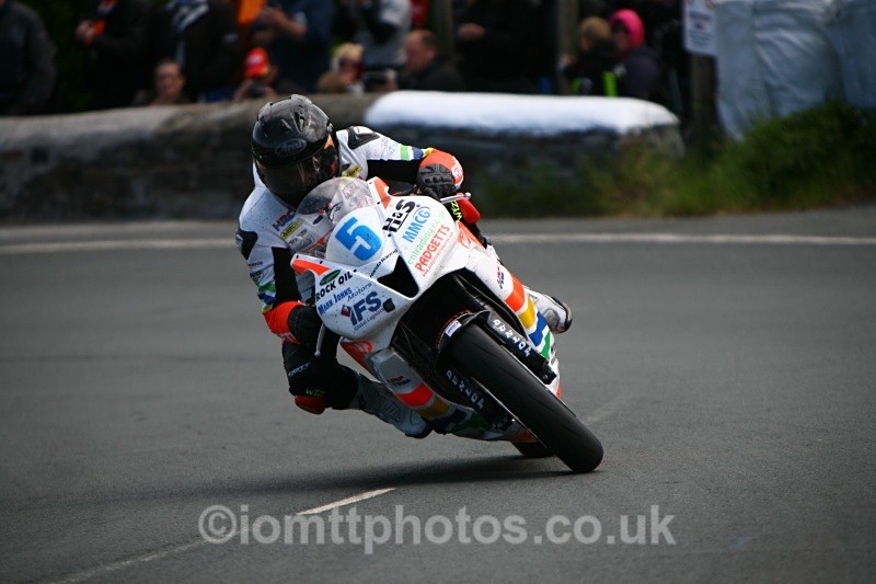  - Supersport Race 1