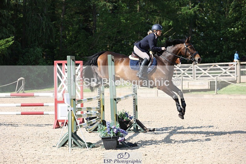 230513-093025-03467 - Cls 18 Snr 1.05m Open