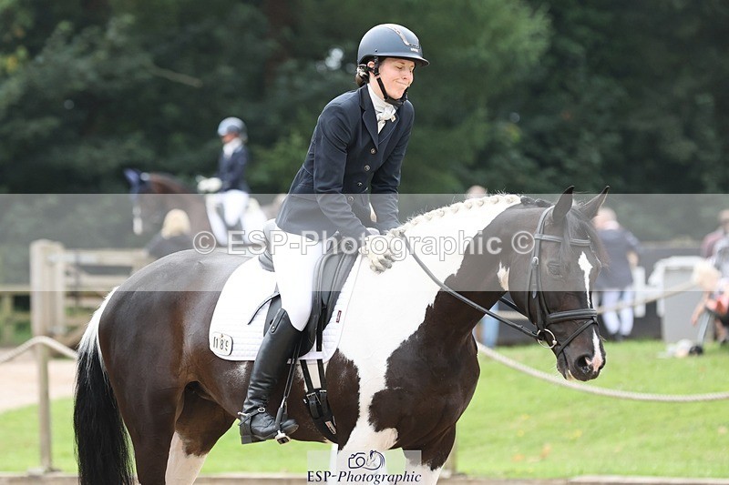 240810-114534-02951 - 189-Emma.Jenkinson-Fleur.C