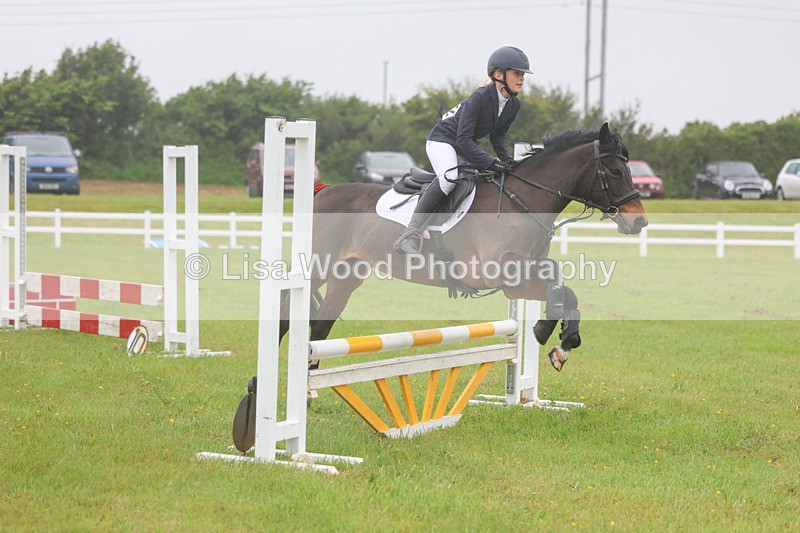 3E7A5536 - Class 2: Junior 60cm