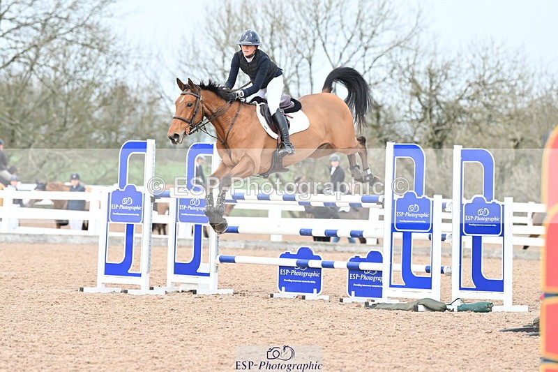 231208A-132606-00896 - Cls 6 Foxhunter & 1.20m Open