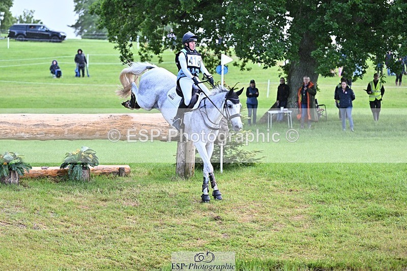 240526-111043-20405 - 416-CRISTAL_FONTAINE-Kitty_King