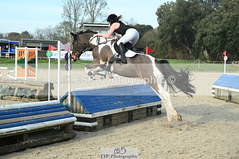 250309A-154030-02100 - Cls 03 90cm 15.05 to End