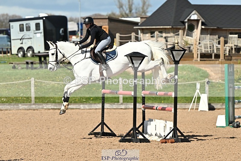 250416-154122-01812 - Cls 6 Foxhunter and 1.20m