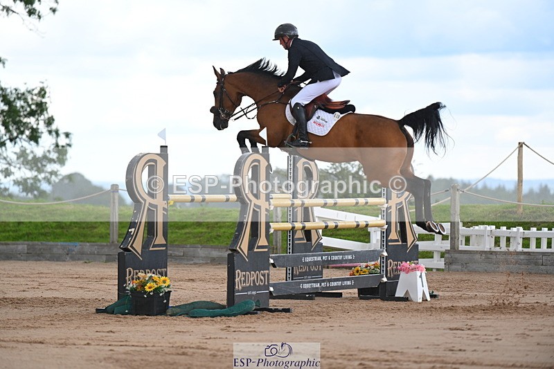 230721A-113437-05697 - Cls 6, 2 Star Medium 1.35m