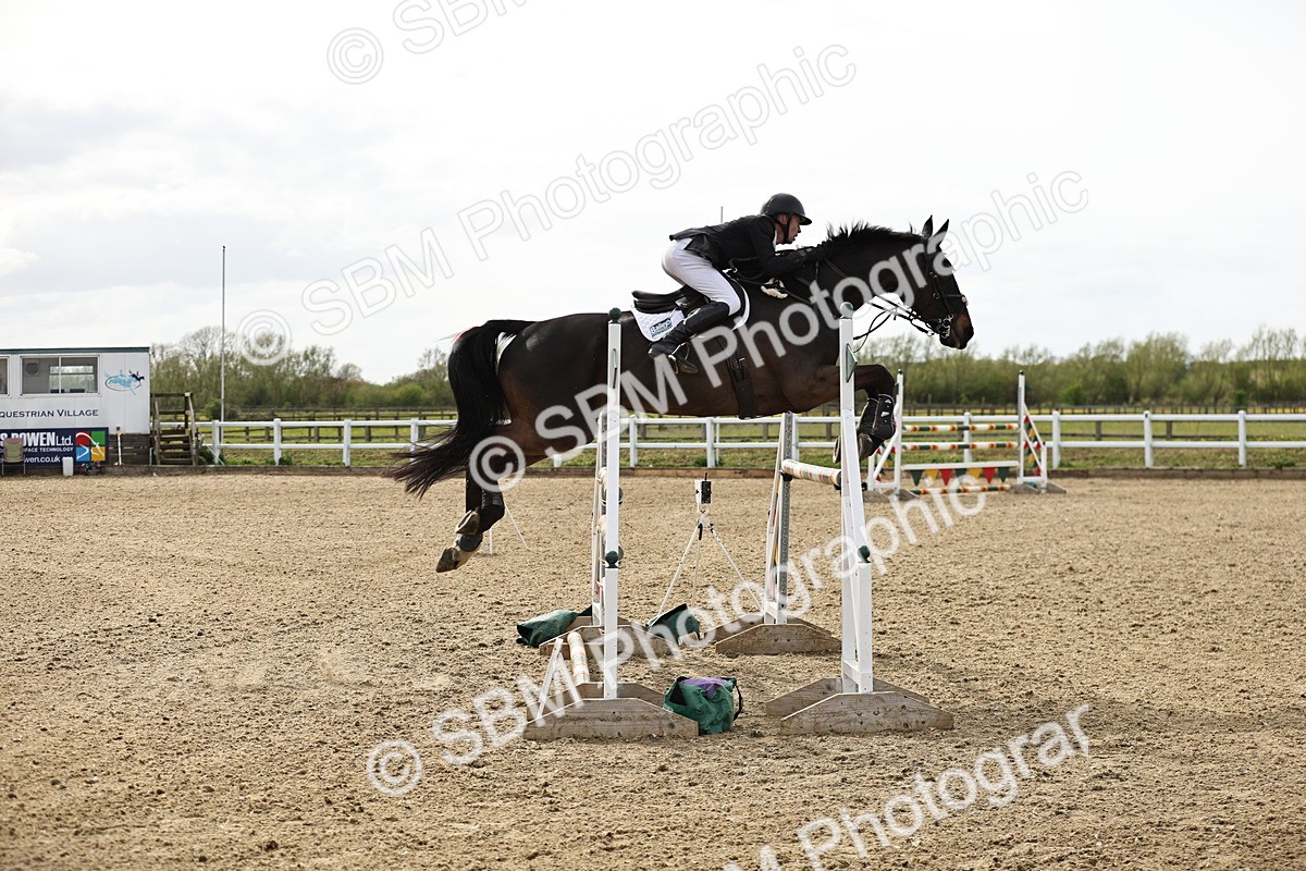 SBM_001402 - Class 5 -Senior Foxhunter - 1.20m