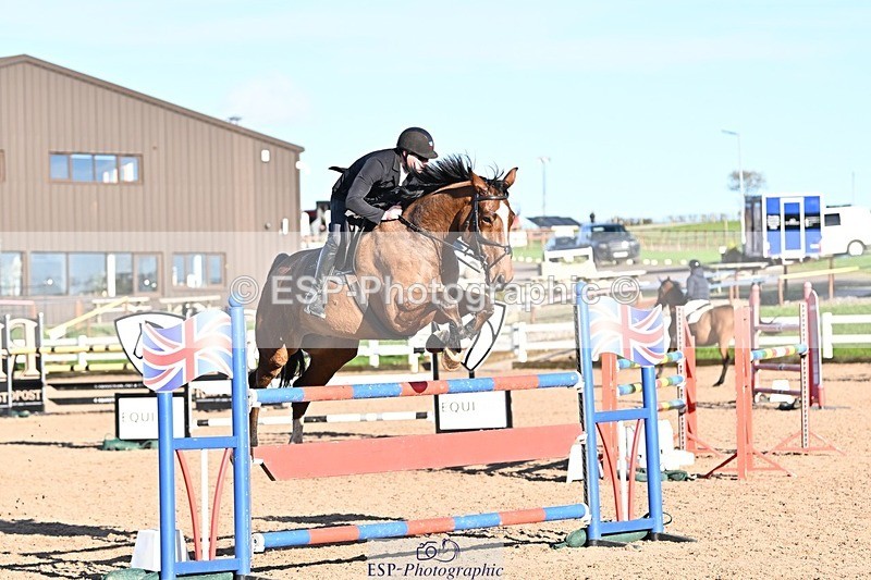 241120X-131729-00500 - Cls 05A&B Snr Fox & 120 Open