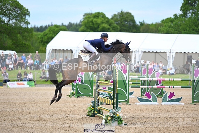 240525-152209-17702 - 521-DIVALI-Elaine_Pen