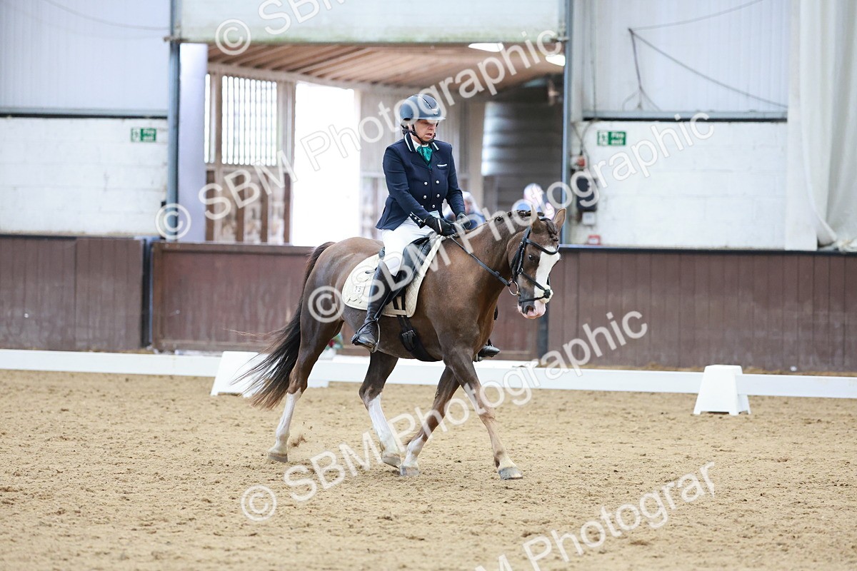 SBM_010118 - Class 6b - Novice 6 - 12.40-13.43