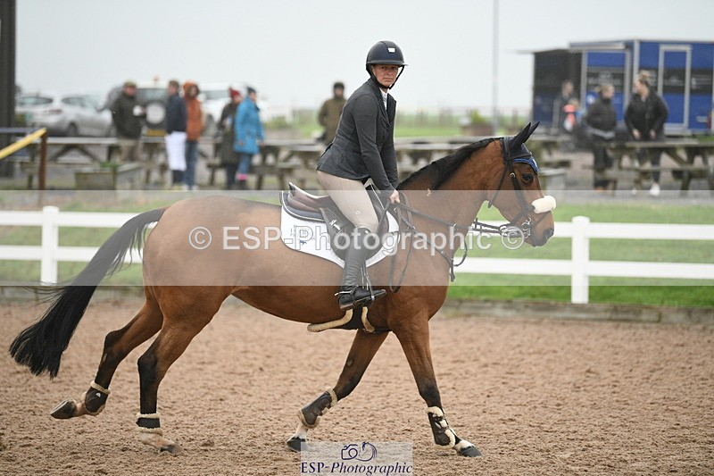 241103A-110648-07683 - SUN Cls 21 Snr Newcomers and 1.10m Open