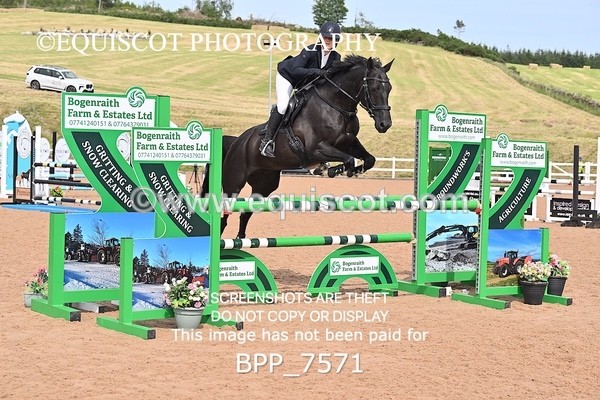 BPP_7571 - CLASS 15 FRI Senior 1.05m Open