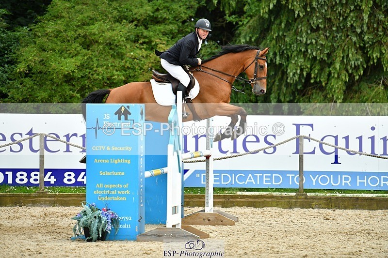 230712-183012-25802 - Cls 57 Newcomers & 1.10m Open