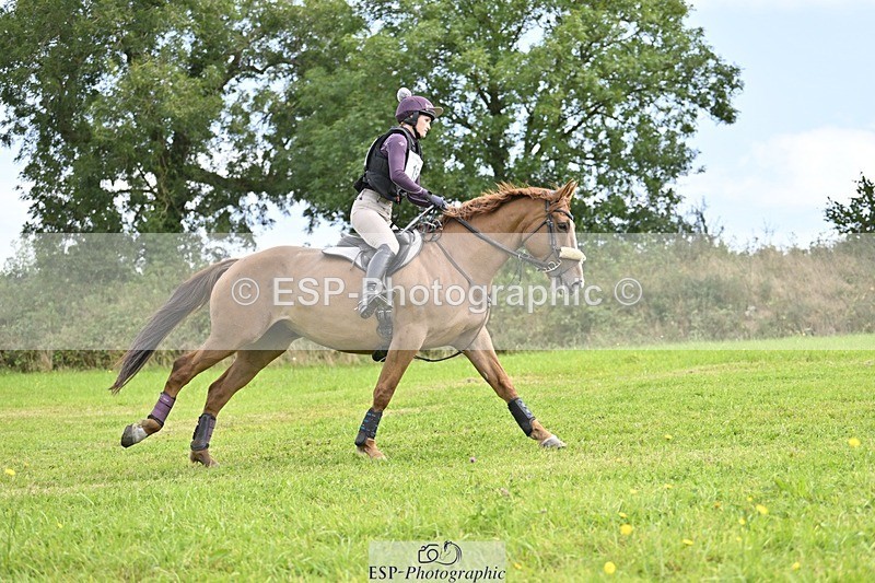 240831A-124104-02327 - 015-Morwenna.Barnicoat-AP.MY.DARLING.CLEMENTINE