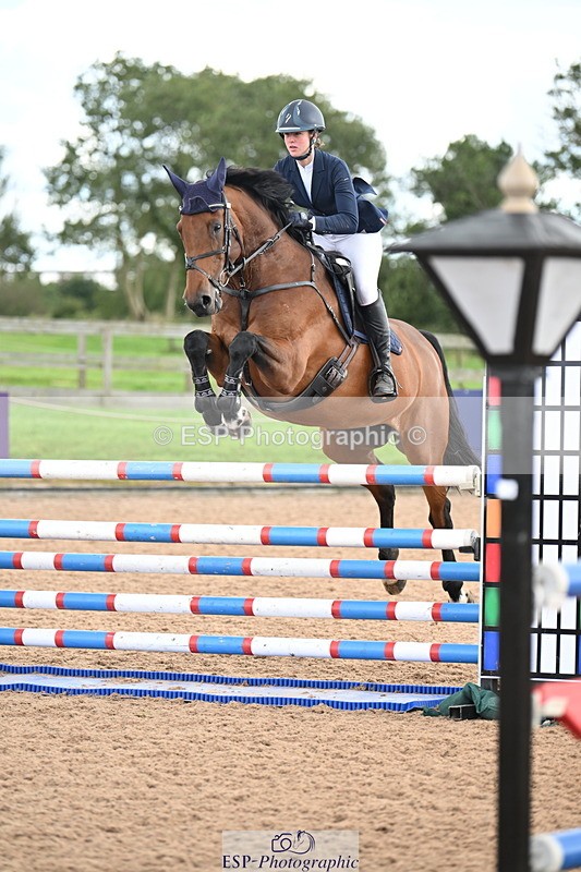 240912A-131825-01653 - Cls 4 Snr 1.20m Open