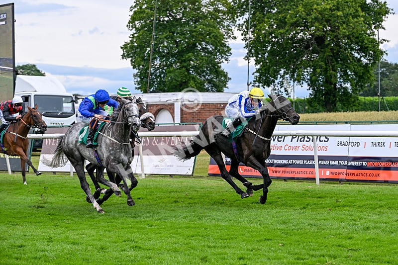 010726-Race 8-Farandaway-9031 - Race 8 16.40pm William Hill Summer Cup Saturday 1st August Book Now Handicap