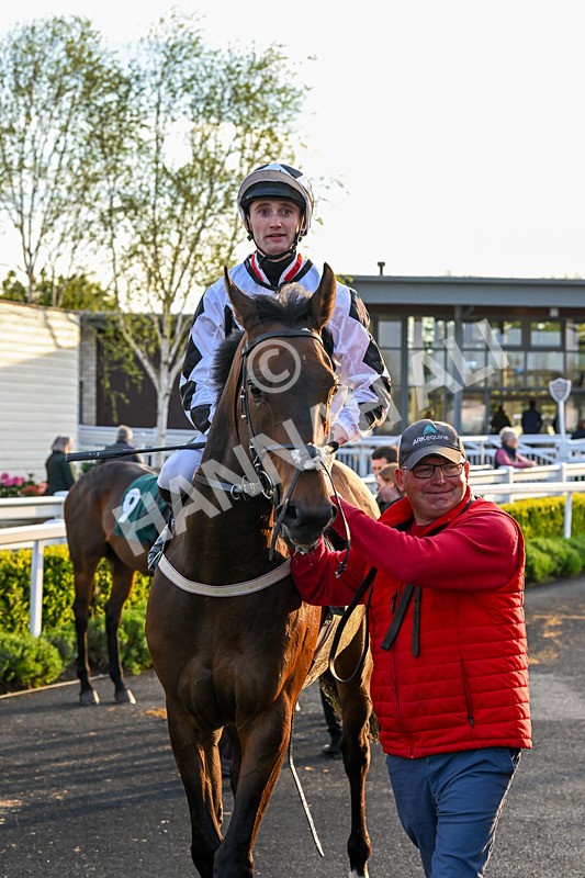 300424-Race 5-Bowman-2984 - Race 5