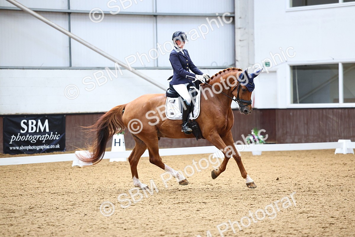 SBM_006017 - Class 5 - Novice 6 - 10.47-11.43