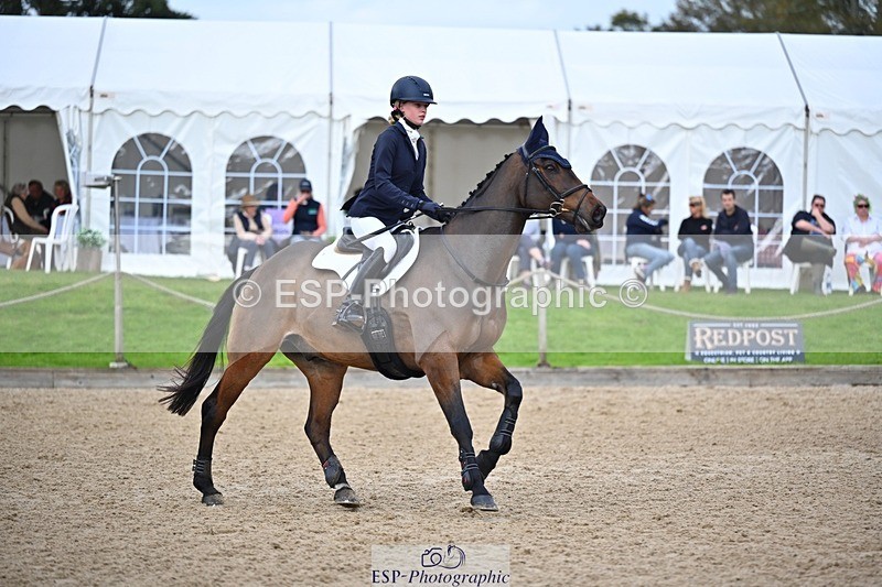 241027-142709-17885 - 548-Fenella.Redvers-DANCING.PADDE