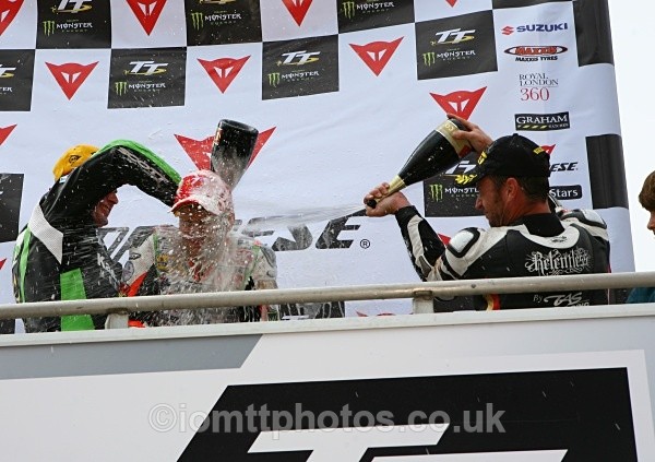  - Senior Race - TT 2010
