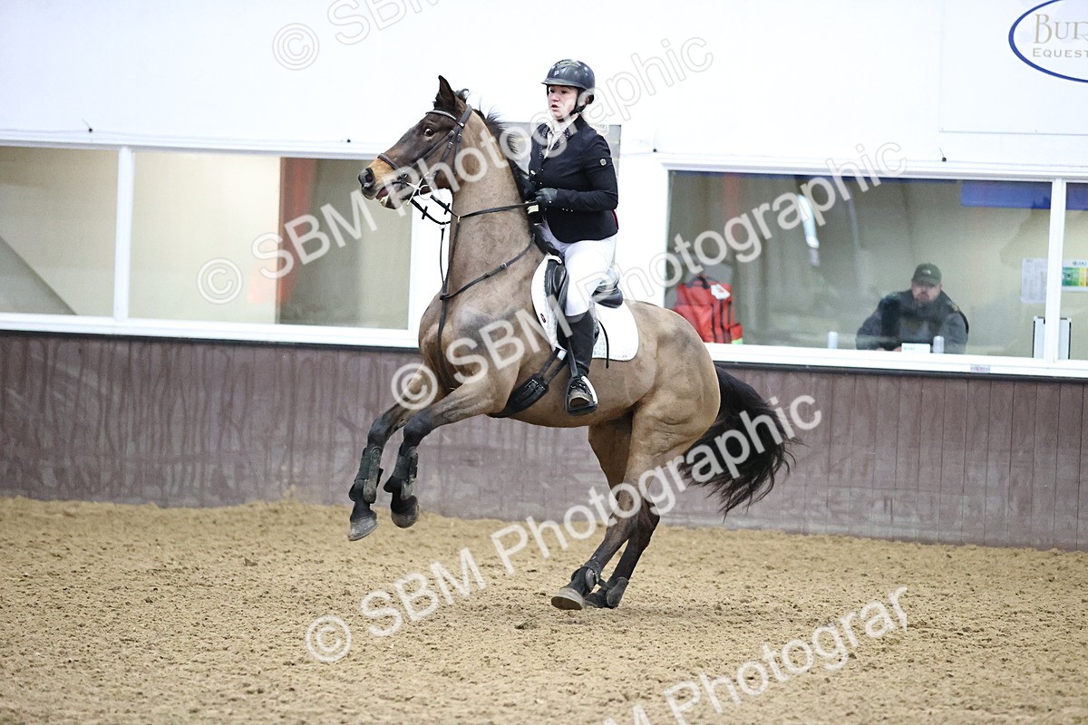 SBM_009822 - Class 23 - Senior Newcomers 1.10m