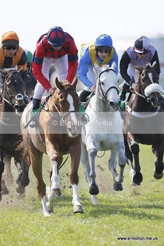  GRD 030510 150 - Guernsey Race Day 03/05/10