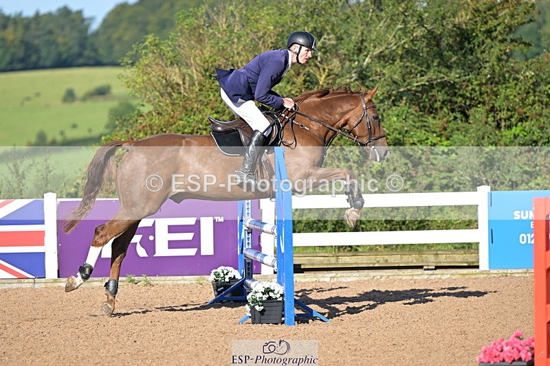 240912A-094038-00733 - Cls 8 Snr British Novice and 90cm Open