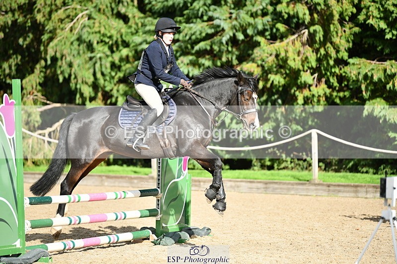 251004A-145101-01548 - Classes 8 & 9 70cm