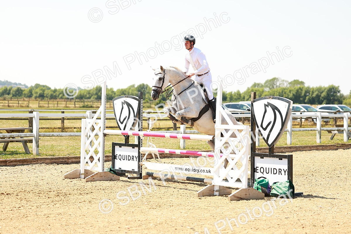 SBM_001729 - Class 4 - Senior Newcomers - 1.10m