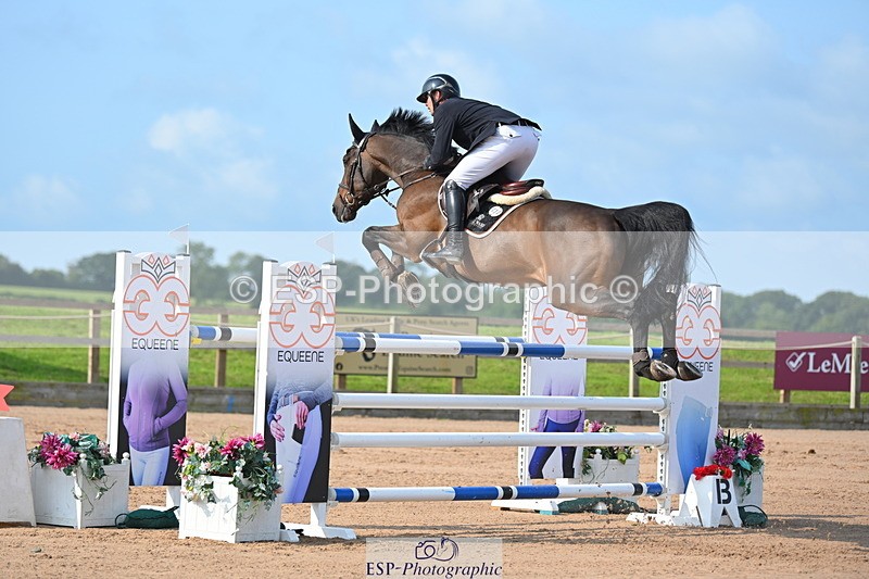 230721A-091849-04920 - Cls 2, 2 Star Small 1.30m