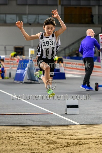 AgeInd25SUN-915044 - Field Male