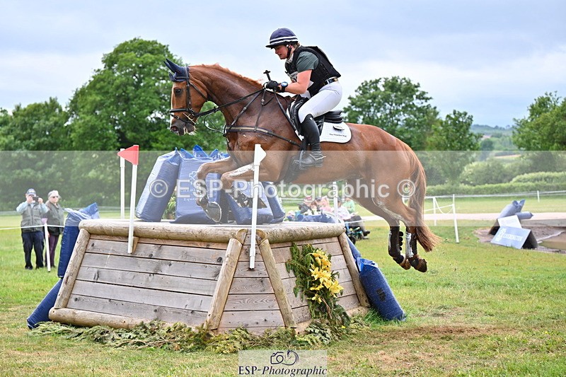 250524A-112919-09555 - B-322-Amelia.Winter-WOLK