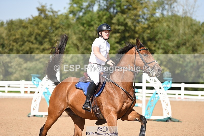 230906A-135318-00515 - Foxhunter & 1.20m Open