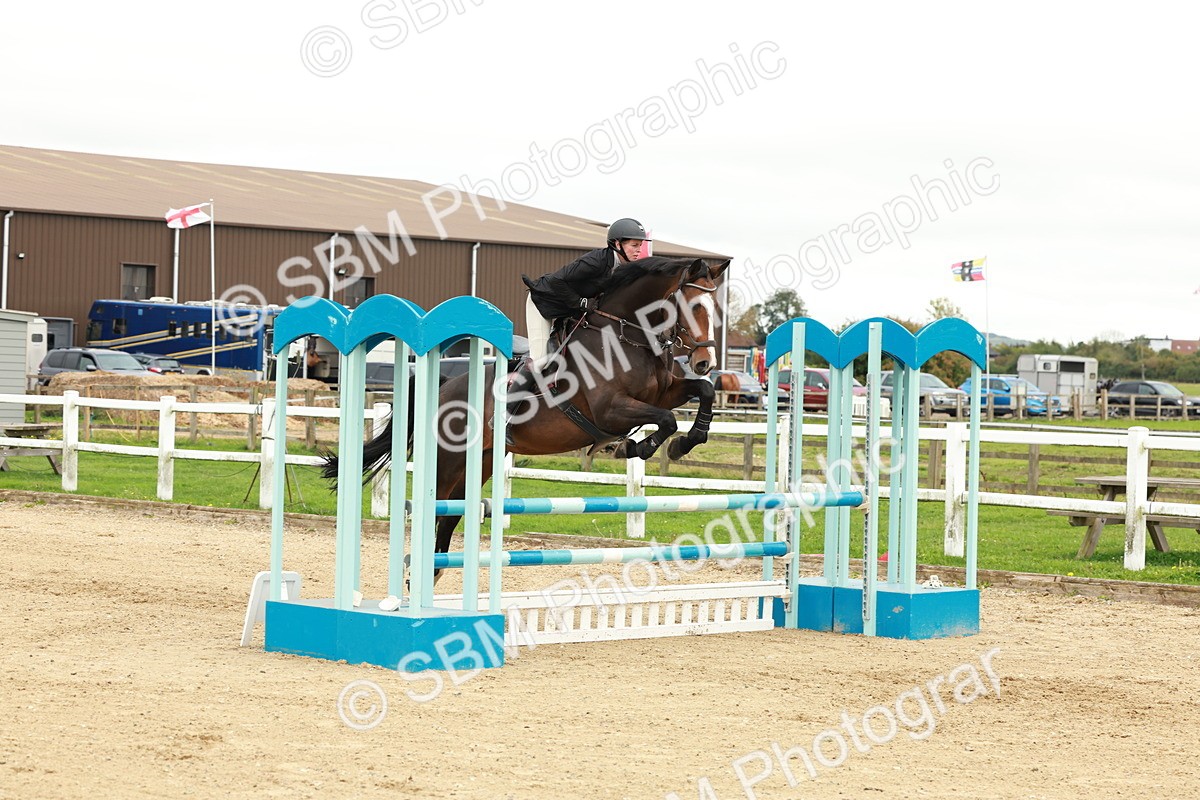 1I0A7037 - Class 2 - Senior British Novice